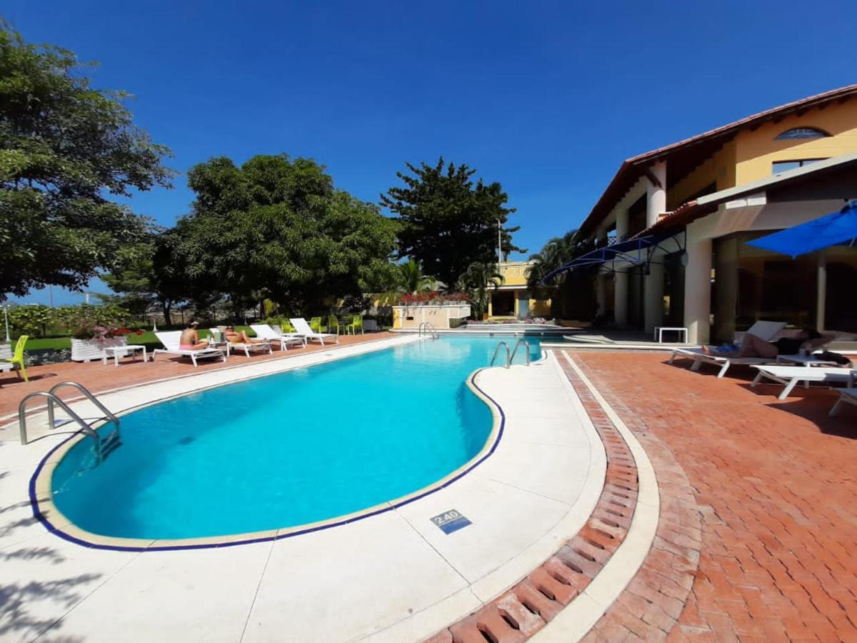 Porto Bello Hotel Boutique プエルト・コロンビア エクステリア 写真
